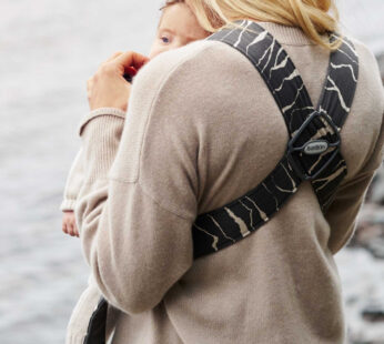 Marsupiu anatomic cu multiple pozitii de purtare Mini AnthraciteLandscape bumbac editie limitata