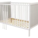 Patut din lemn 120 x 60 cm multifunctional cu laterala detasabila si somiera reglabila Nichiduta Cezar Alb