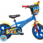 Bicicleta copii Denver Mickey Mouse 12 inch albastra, varsta 2-4 ani, inaltimea 87-120 cm, roti cauciuc EVA, frana de mana pe roata din fata, frana de picior spate, roti ajutatoare, clopotel pe ghidon
