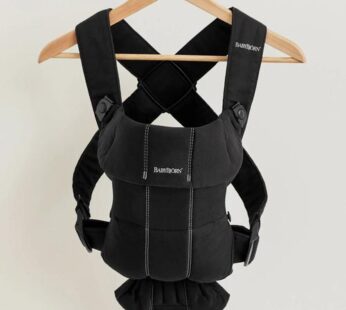 Marsupiu anatomic BabyBjorn Mini Black, cu pozitii multiple de purtare, Tesatura-Tricot