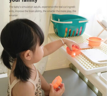 Casuta de joaca pentru copii Nichiduta Garden Brown Bakery, iluminata, intrare eleganta cu perdelele, polita laterala, constructie robusta, margini rotunjite, dimensiune 115 x 92 x 98 cm