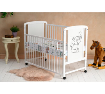 Patut din lemn bebe, 120×60 cm, Cu laterala culisanta, Din lemn de pin si mdf, Stabil si rezistent, Inaltime saltea reglabila pe 3 nivele, Laterala cu 3 bete detasabile, EN716-1, EN716-2, Alb, Qmini, Timmi Elephant + Saltea 8 cm