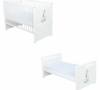 Patut din lemn bebe, Transformabil si pentru junior, 120×60 cm, Din lemn de pin si mdf, Stabil si rezistent, Inaltime saltea reglabila pe 3 nivele, Laterala cu 3 bete detasabile, EN716-1, EN716-2, Alb, Babyneeds, Nadia II, Girafa + Saltea 12 cm